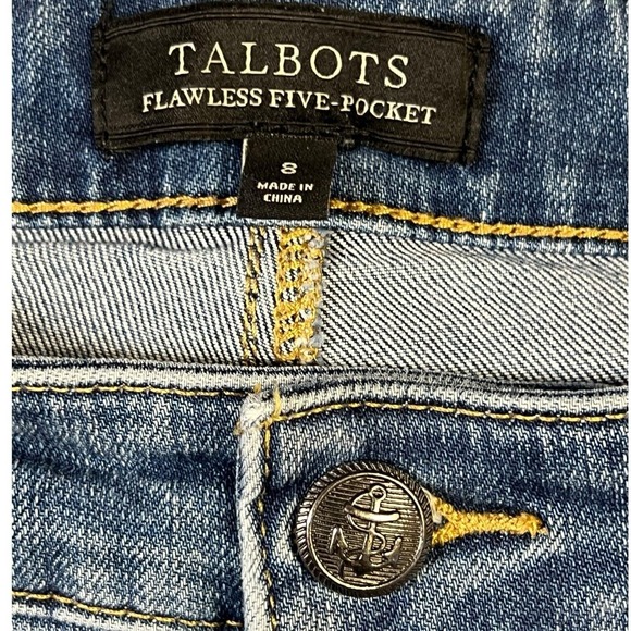 Talbots Jeans 8 Blue Denim Crop Flawless Button Hem 5 Pocket‎ Stretch Casual - Picture 4 of 9